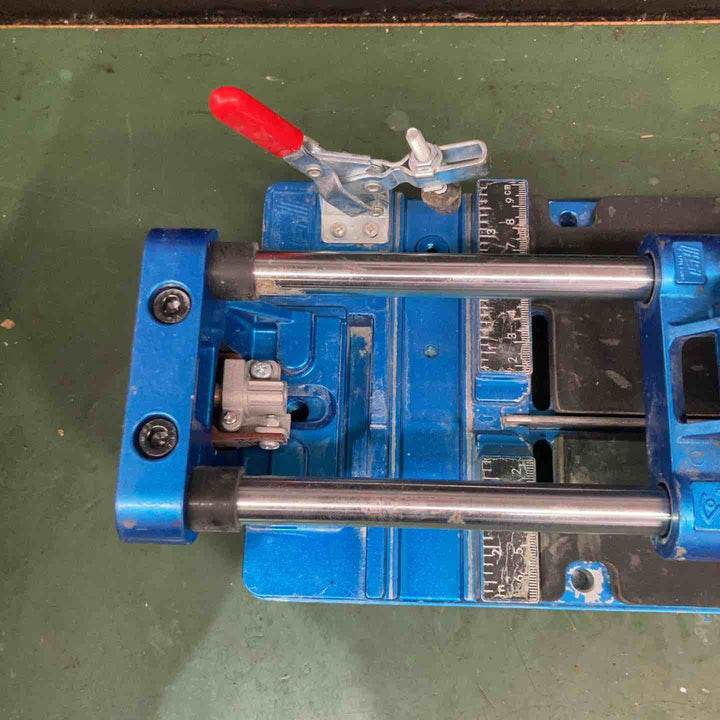 【中古品】◇石井超硬(ISHII) 手動タイル切断機 タフエースクリンカー 切断機 CW-320TLB　レーザー無し【戸田店】