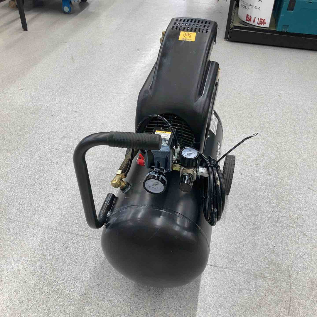 【店頭受取り限定】アストロプロダクツ エアコンプレッサー 39 L AP041042 充填時間：3分37秒【八潮店】