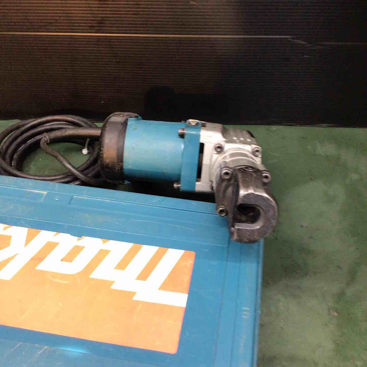 ★マキタ(makita) 電動ハンマ HM0830【戸田店】