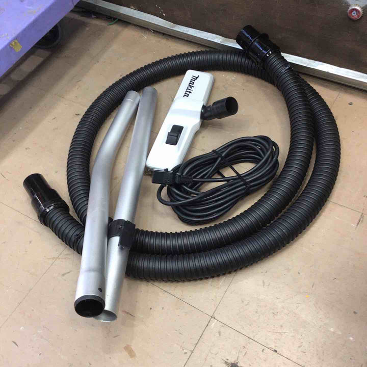 ★マキタ(makita) コードレス集じん機 乾湿両用 VC860DZ【草加店】