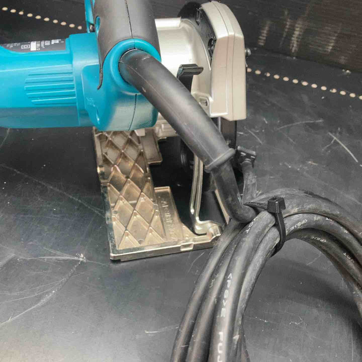 【中古品】マキタ(makita) 電気マルノコ 5230 動作確認済み【川越店】】