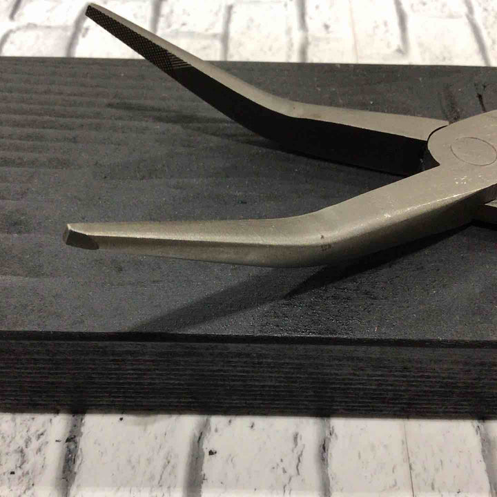 スナップオン(Snap-on) ロングリーチ35°ベントニードルノーズプライヤー 411CF 【川口店】