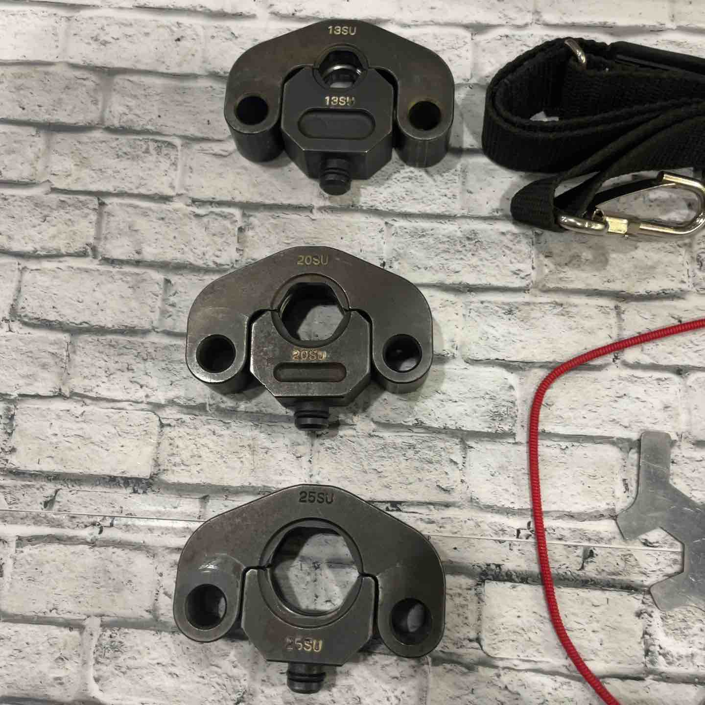 ◇ベンカン(BENKAN) プレス式締付工具 BCX5型 モルコジョイント