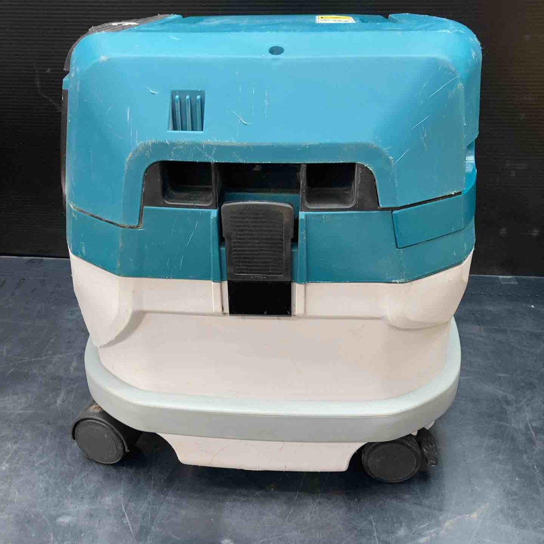 ★マキタ(makita) 集じん機 乾湿両用 VC0820【川越店】