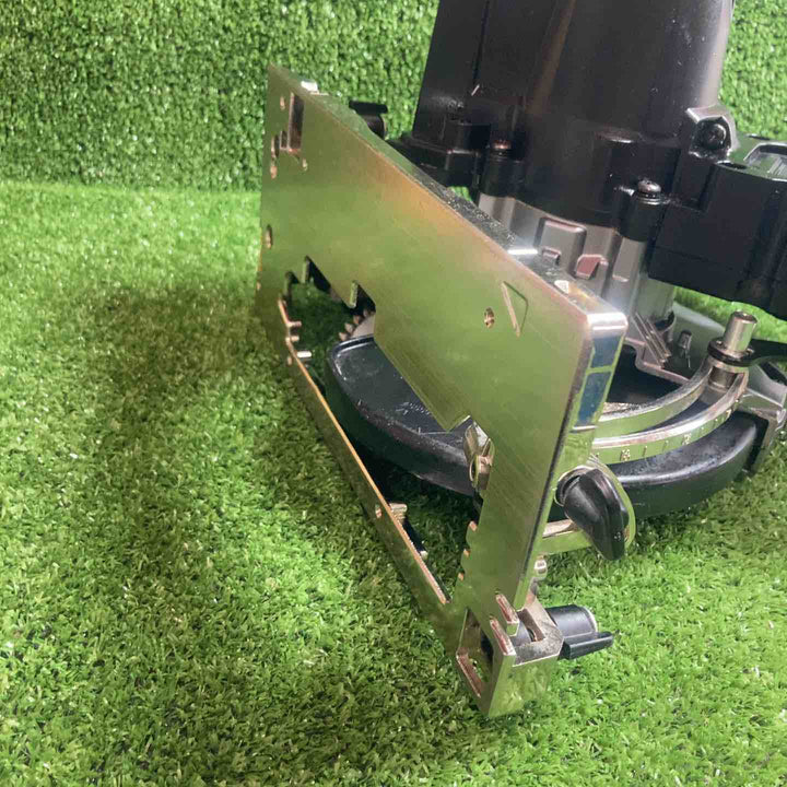 ★マキタ(makita) コードレス丸のこ HS001GZB【川崎店】