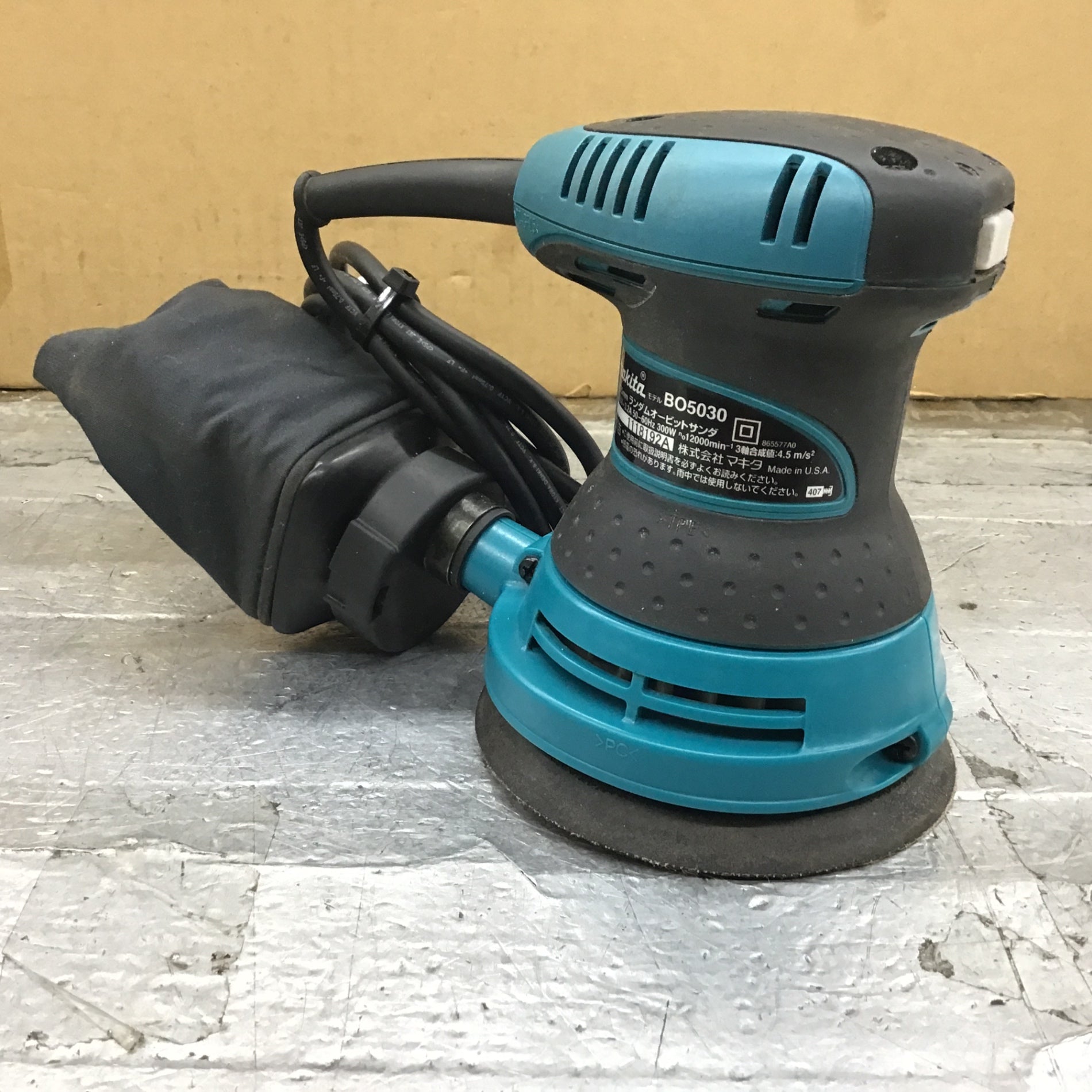 ☆マキタ(makita) ランダムオービットサンダ BO5030【所沢店】