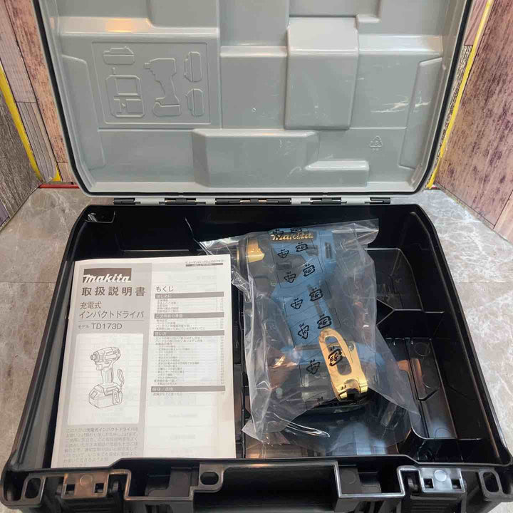 【未使用品】本体+ケース マキタ makita コードレスインパクトドライバー TD173DZPB LXT20周年記念 プレミアムブルー【八潮店】