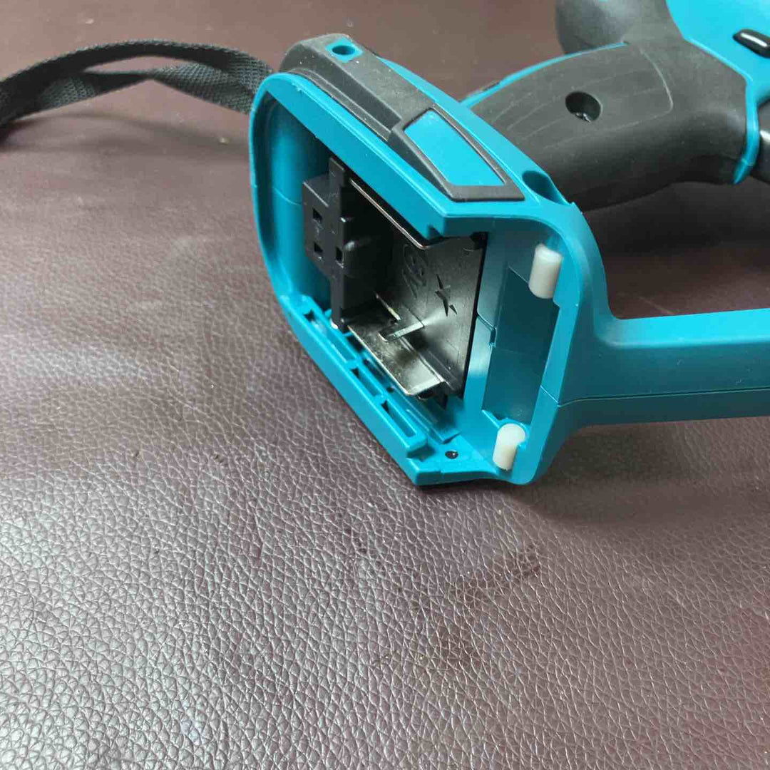 【中古品】★マキタ(makita) コードレスボードカッタ SD180DZ【東大和店】