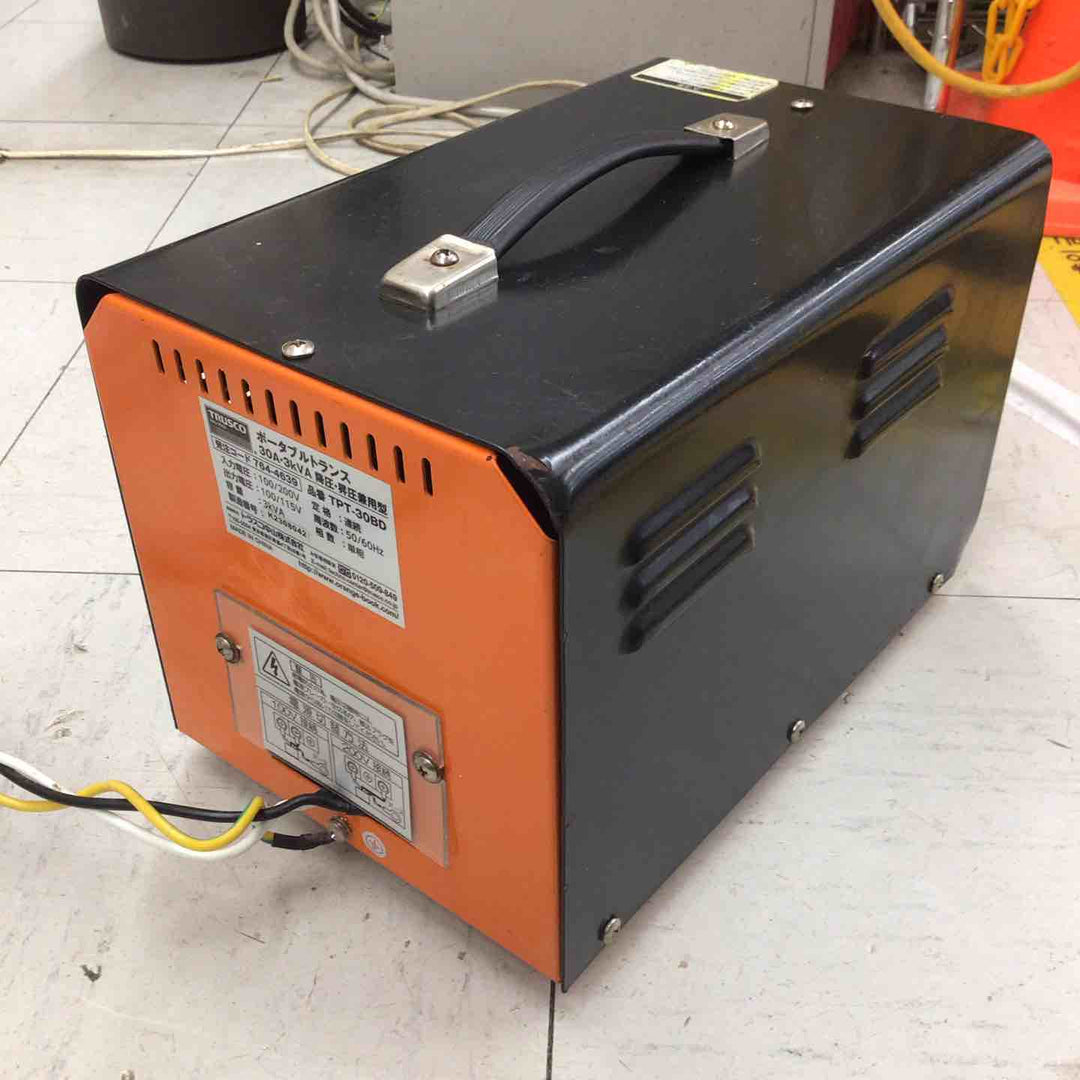 【中古品】 トラスコ/TRUSCO ポータブルトランス TPT-30BD 【鴻巣店】