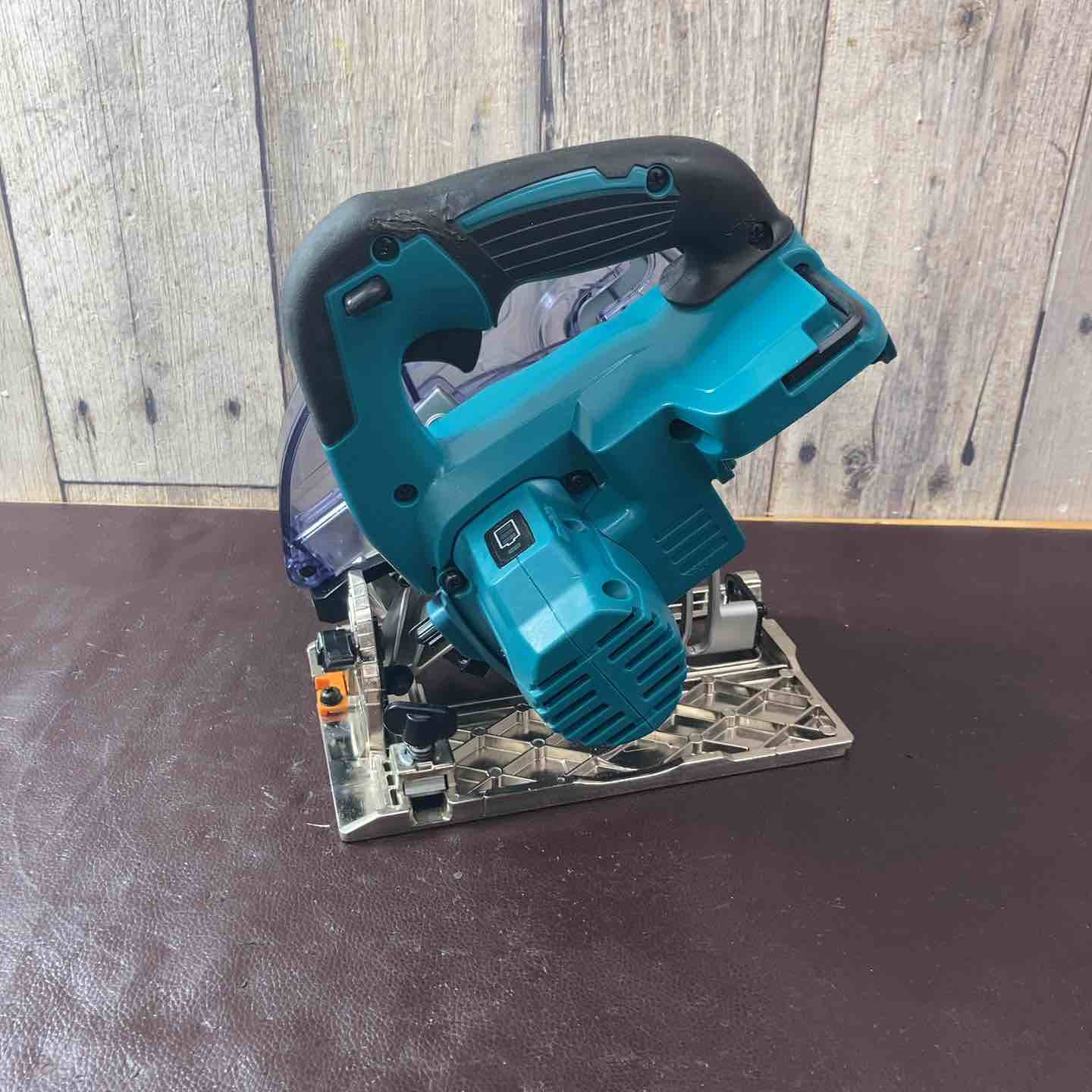 中古品】マキタ(makita) コードレス防じん丸のこ KS511DZ 刃交換済み