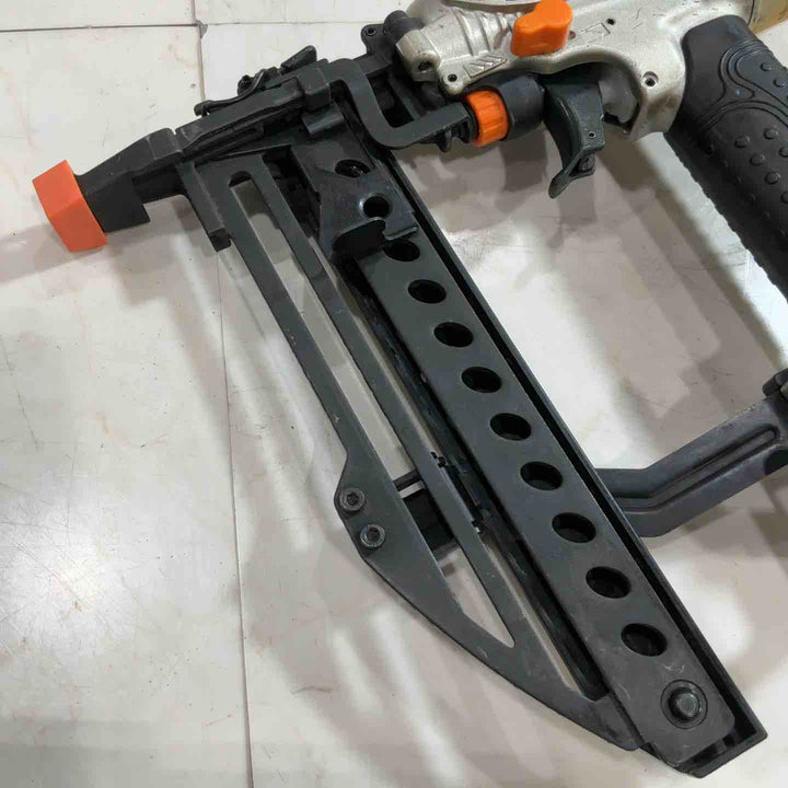 ☆ハイコーキ(HIKOKI ※旧:日立工機) 常圧フロアタッカ N5004MF【川口店】