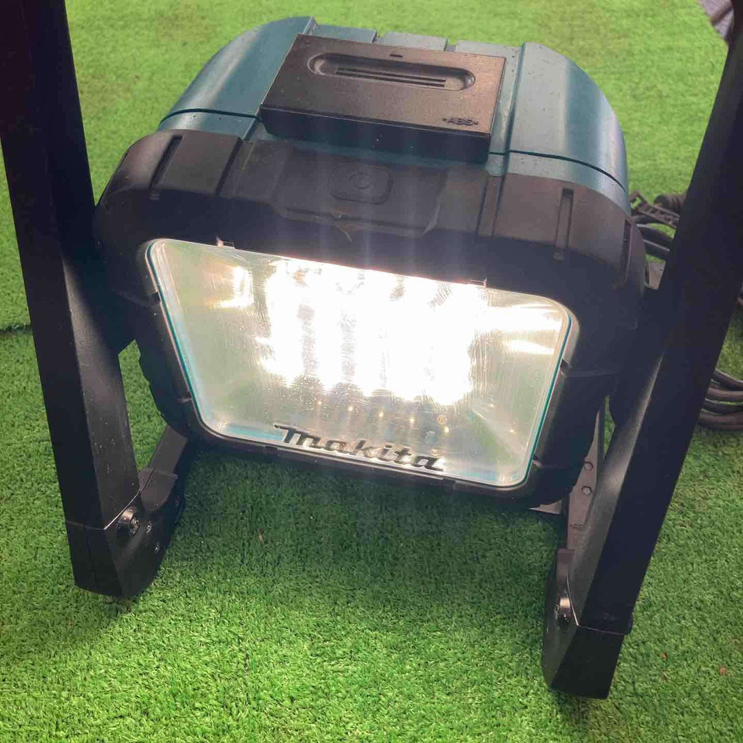 マキタ(makita) コードレスLEDスタンドライト ML805【桶川店】