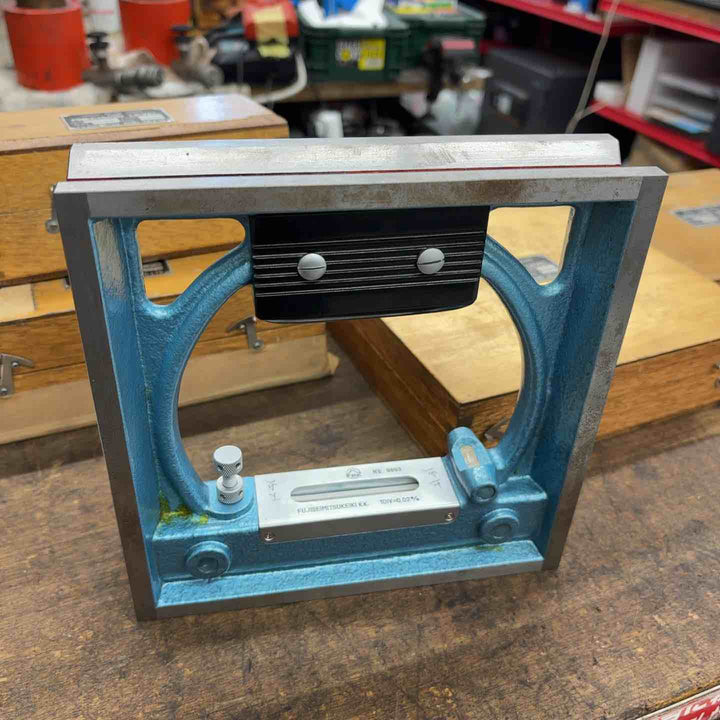富士精密計器製作所 精密角型水準器 No,9893 サイズ200 0.02ｍ/ｍ【八潮店】