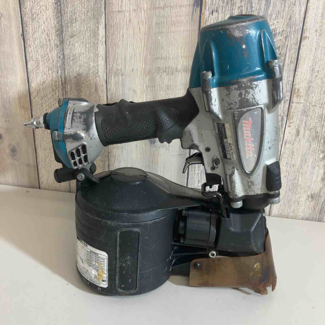 ◇マキタ(makita) 高圧エア釘打ち機 AN910H【戸田店】