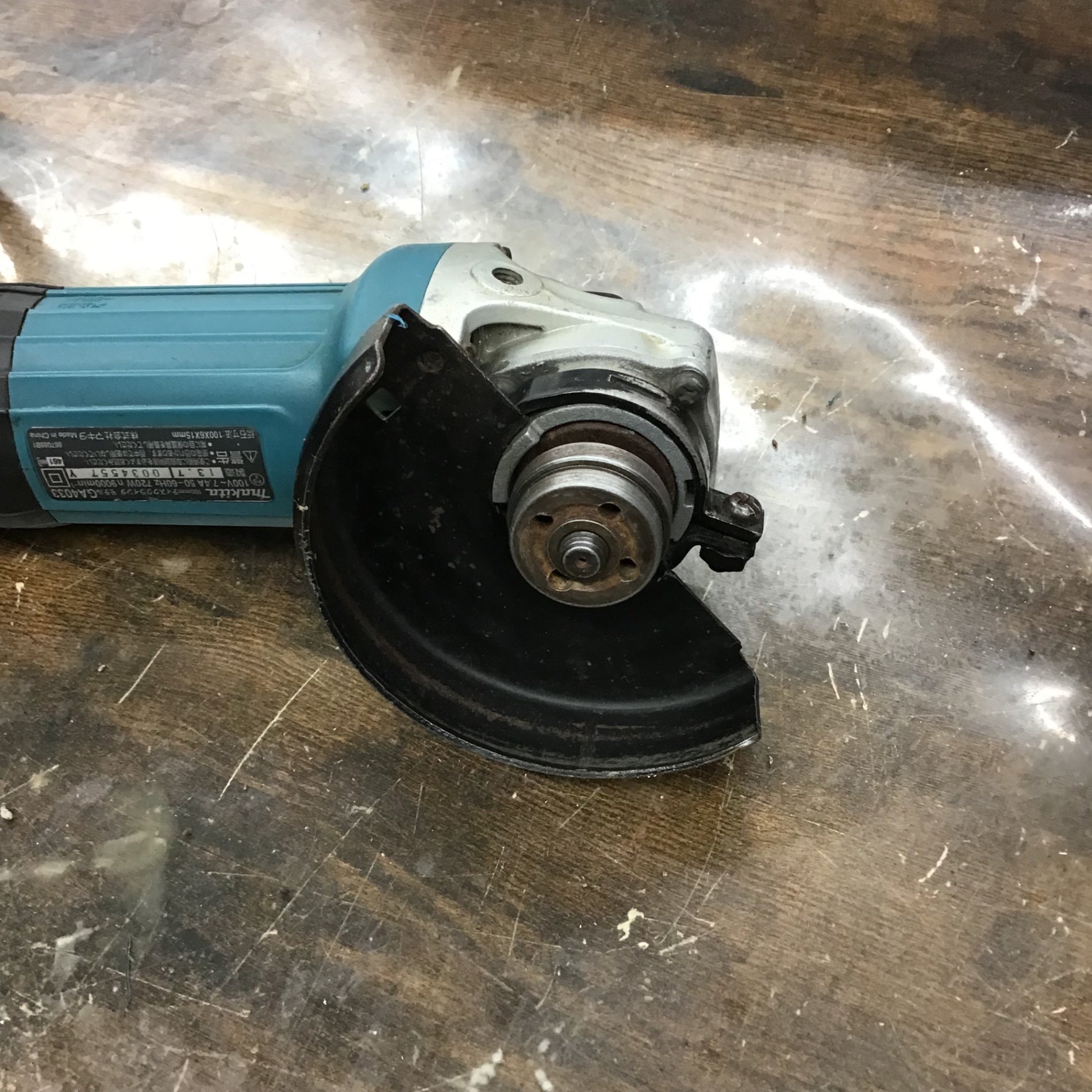 ☆マキタ(makita) 100mmディスクグラインダ GA4033【戸田店】 – アクト