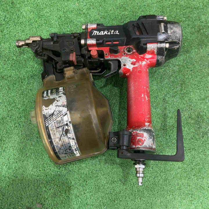 ★マキタ(makita) 高圧エア釘打ち機 AN636H 動作確認済【川口店】