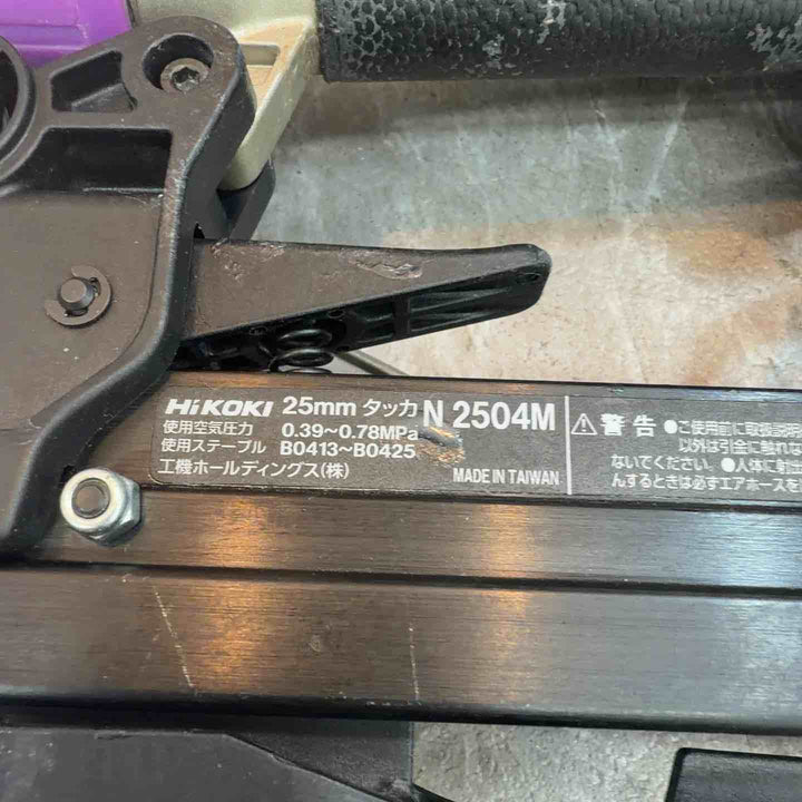 ☆ハイコーキ(HIKOKI ※旧:日立工機) 常圧エアタッカ N2504M【八潮店】