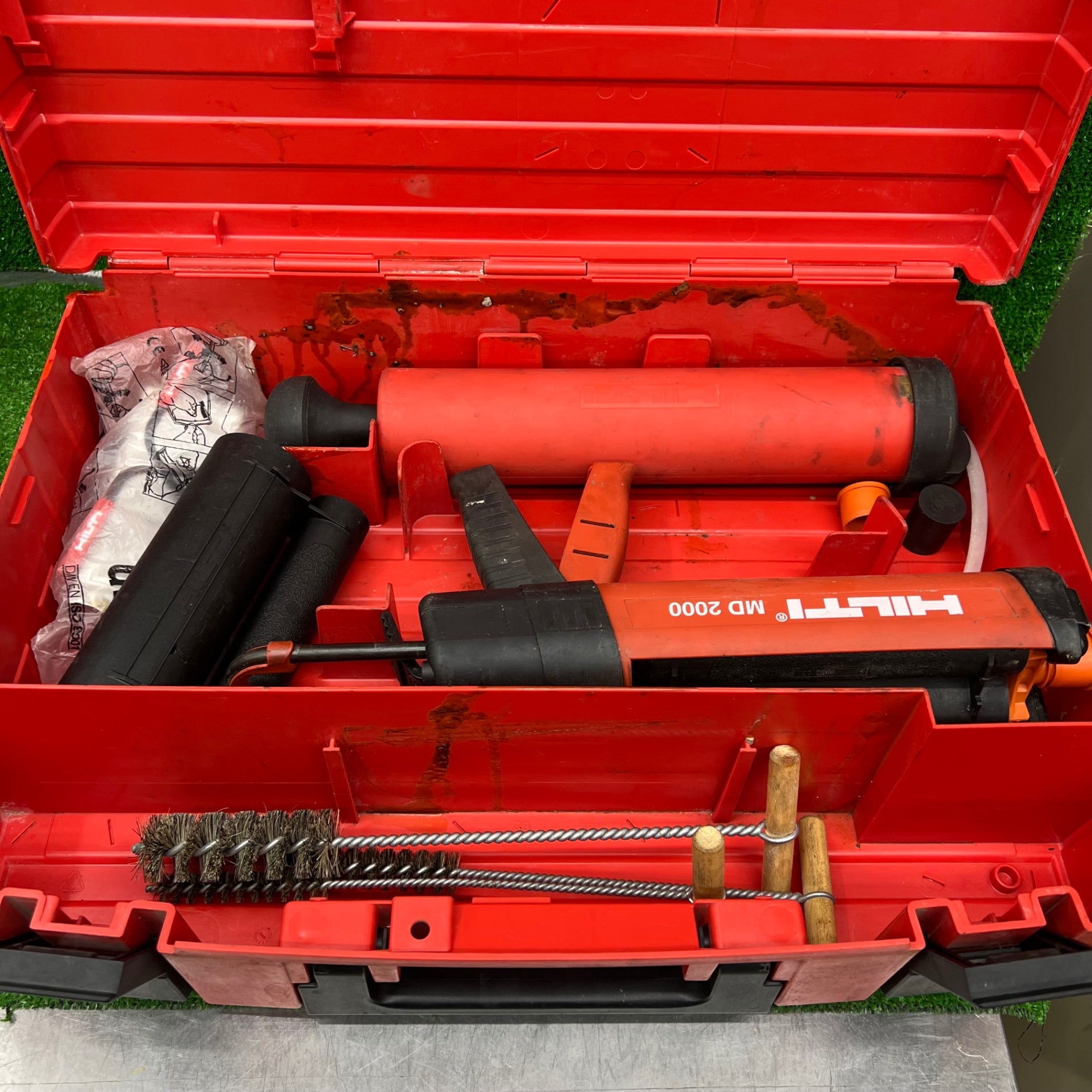 HILTI/ヒルティ　アンカーディスペンサーコーキングガン ヒルティ　 MD2000 【桶川店】