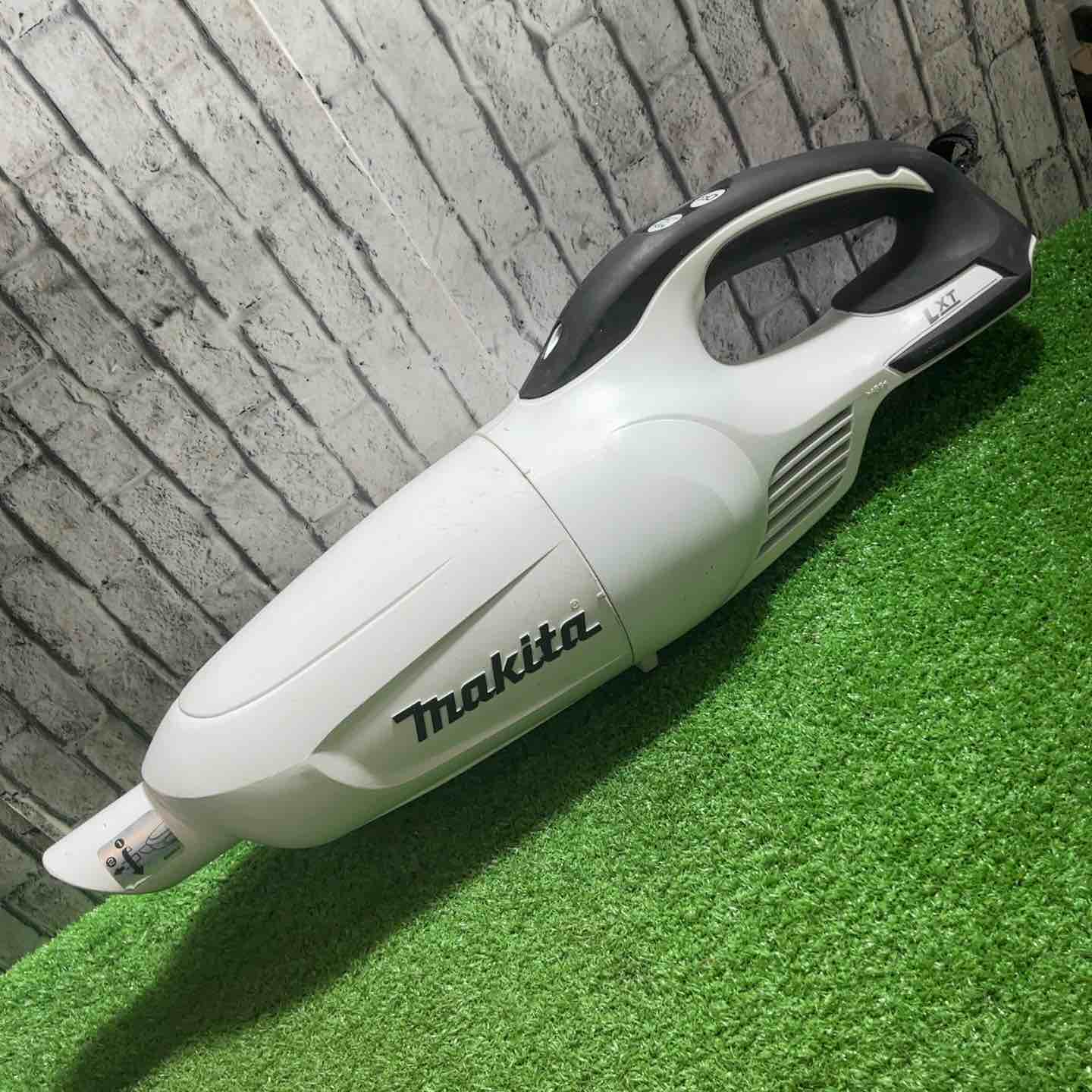 ☆マキタ(makita) コードレスクリーナー CL181FDRFW 18V 動作確認済
