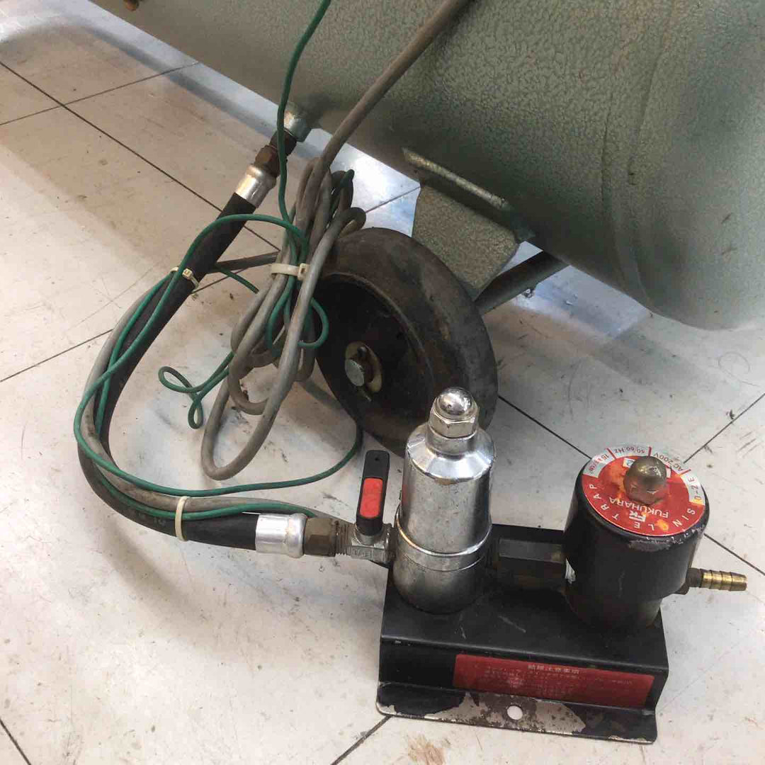 【中古品 / 店頭受取り限定】 アネスト岩田/IWATA レシプロコンプレッサー OCS-265P-1D 三相200V 2馬力 【鴻巣店】