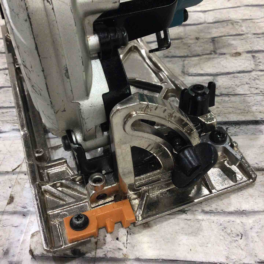 ★マキタ(makita) コードレス丸のこ HS631DZ【川口店】