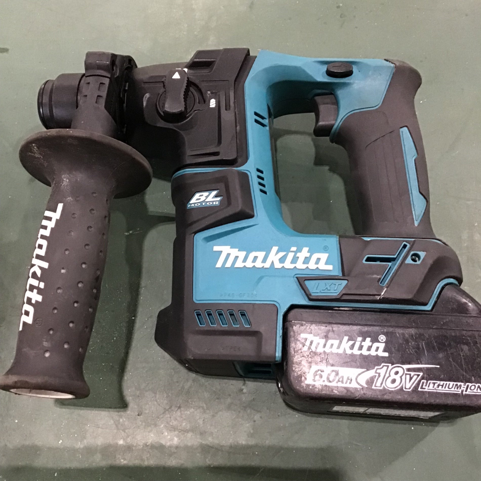 ☆マキタ(makita) コードレスハンマドリル HR171DRGX【川口店