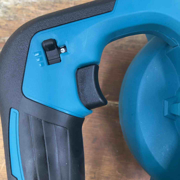 ★マキタ(makita) コードレスブロワ UB185DZ【柏店】