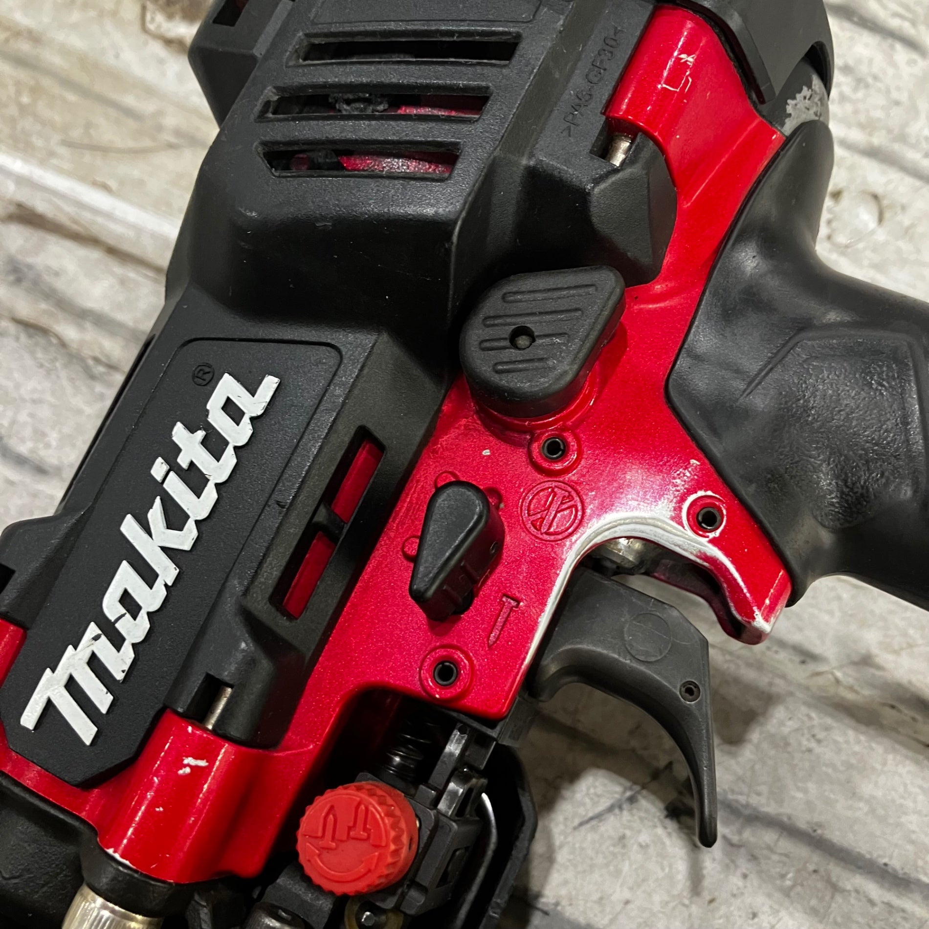 ☆マキタ(makita) 高圧エア釘打ち機 AN636H【川口店】 – アクトツール