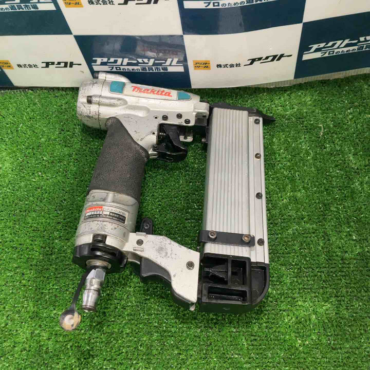 ★マキタ(makita) 常圧ピンネイラ AF351【草加店】