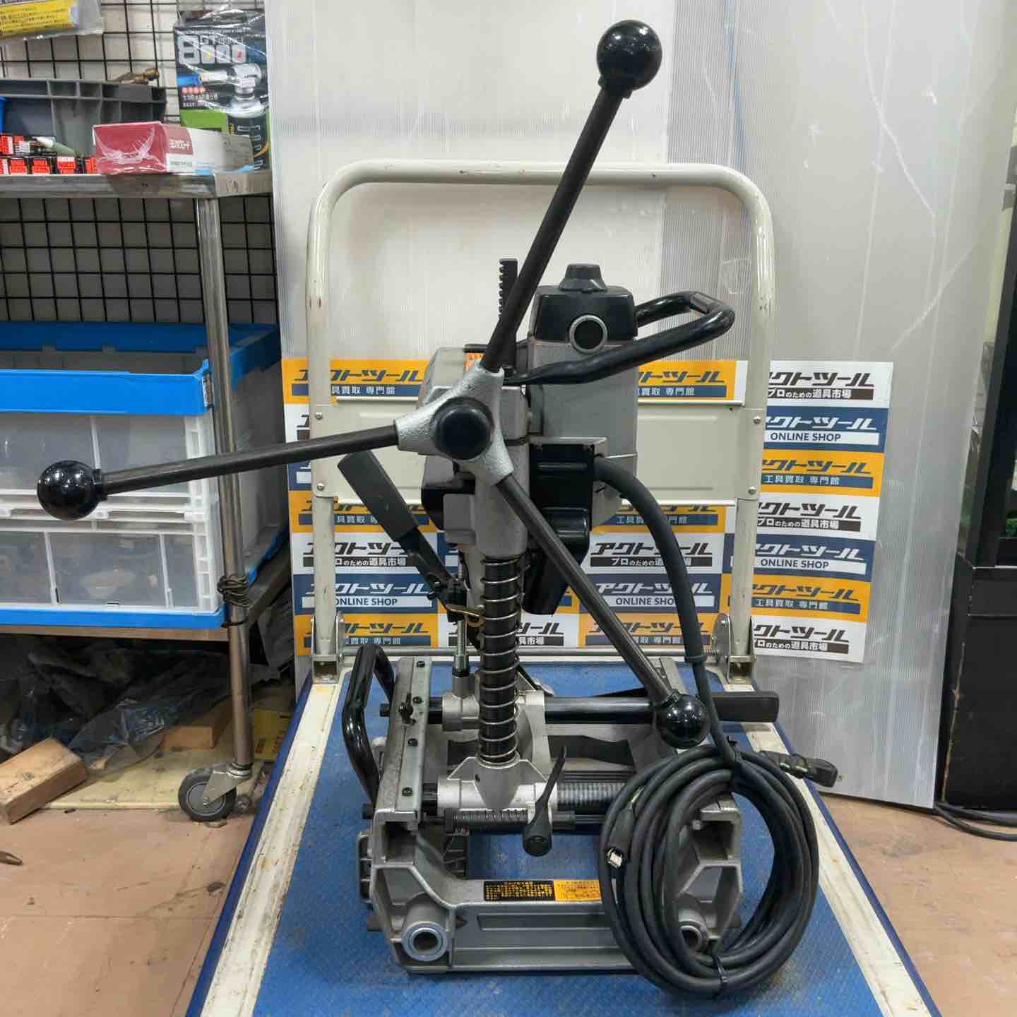 ◇マキタ(makita) 4寸手動角のみ 7304【草加店】 – アクトツール