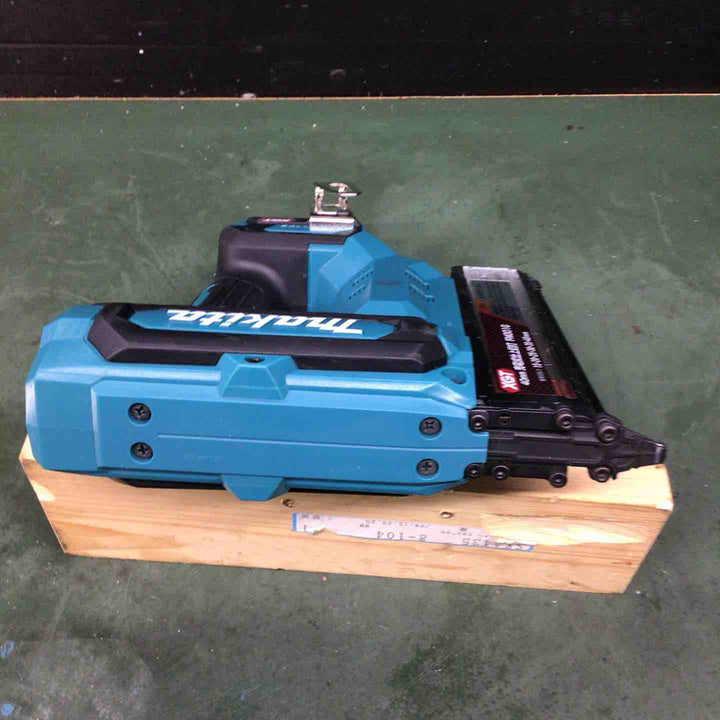 ★マキタ(makita) コードレスフィニッシュネイラ FN001GZK【戸田店】