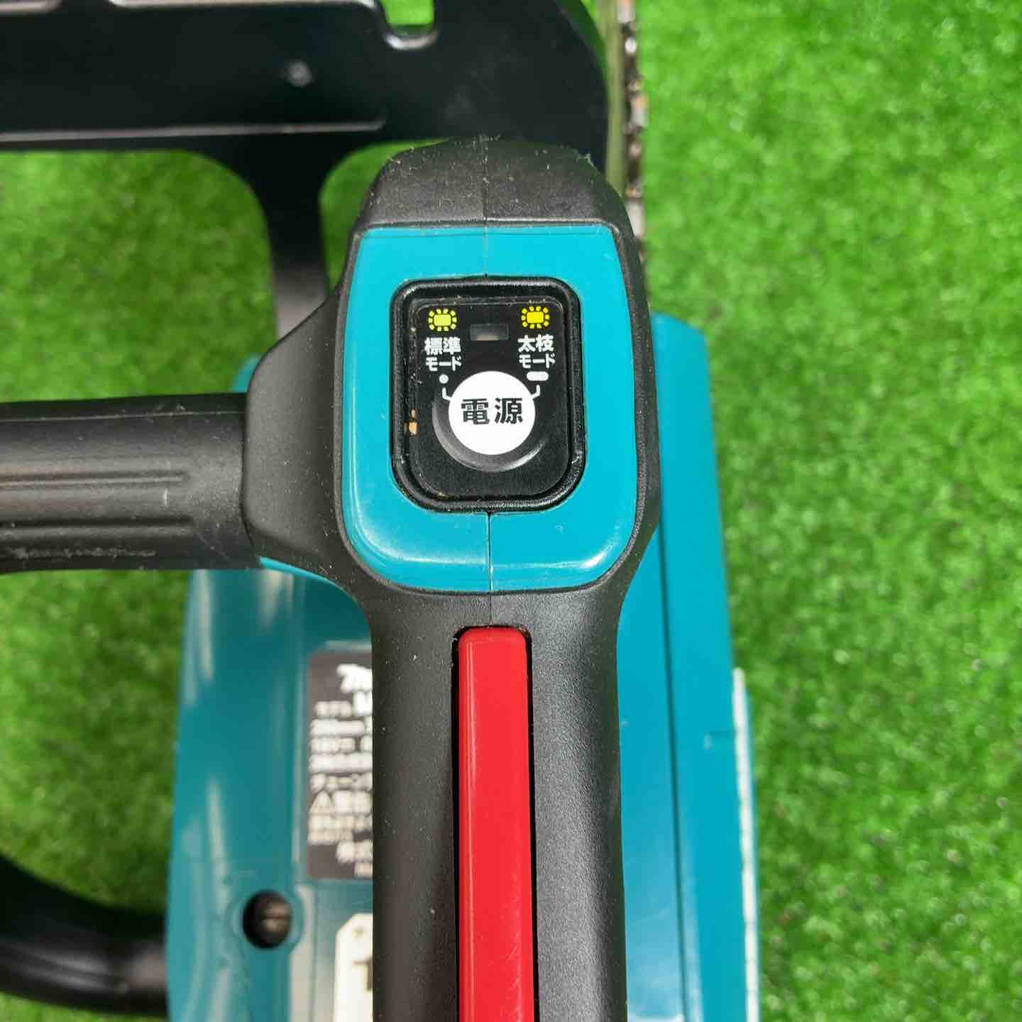 中古品】 マキタ(makita) コードレスチェーンソー MUC254DZ 【藤沢店