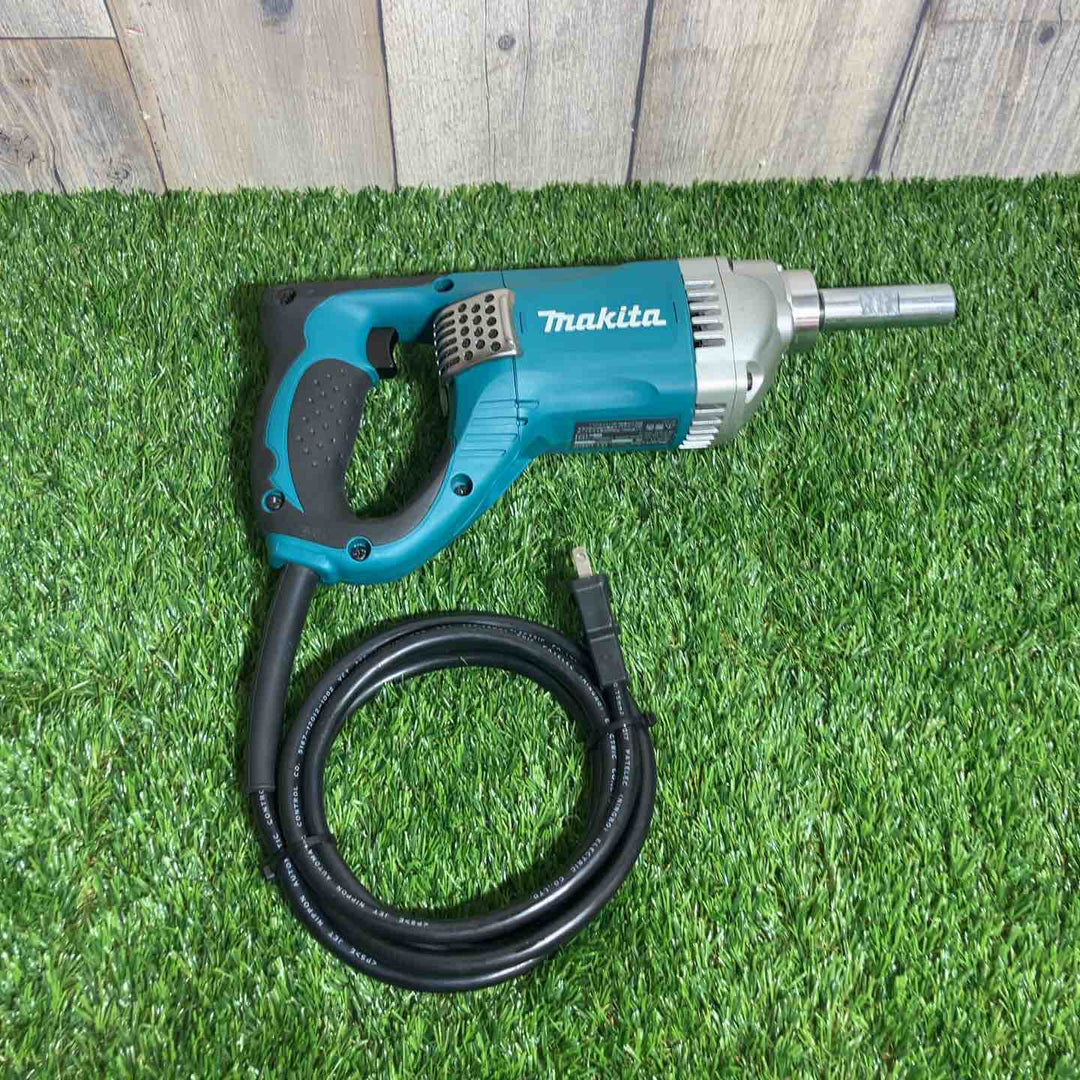 ☆マキタ(makita) コンクリートかくはん機 UT1305 シャフト・羽根欠品【戸田店】