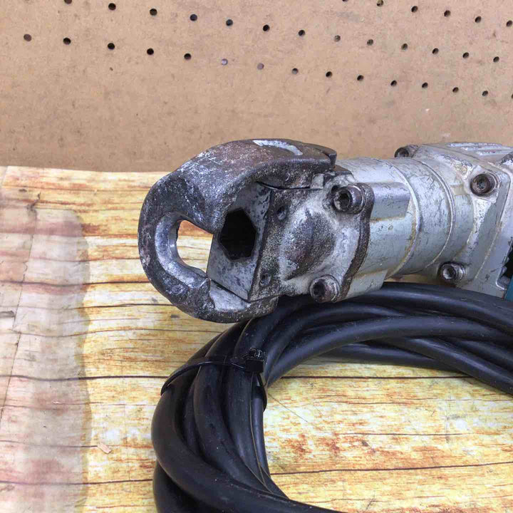 マキタ(makita) 電動ハンマ HM0830【川崎店】