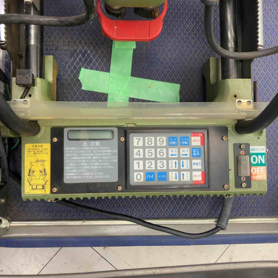 【中古品 / 店頭受取り限定】 マキタ/makita 大入りルーター・2561C 【鴻巣店】