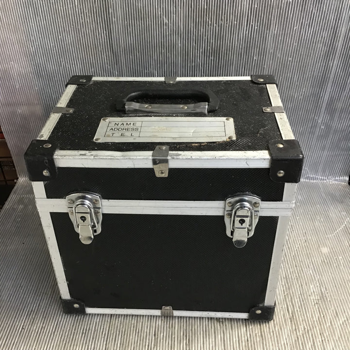 〇MAX グリーンレーザー墨出し器 LA-301DG パネルに傷あり【草加店】