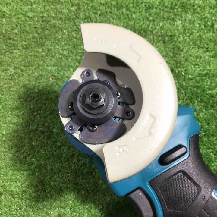 ★マキタ(makita) 76mmコードレスコンパクトカッタ MC300DZ【川口店】