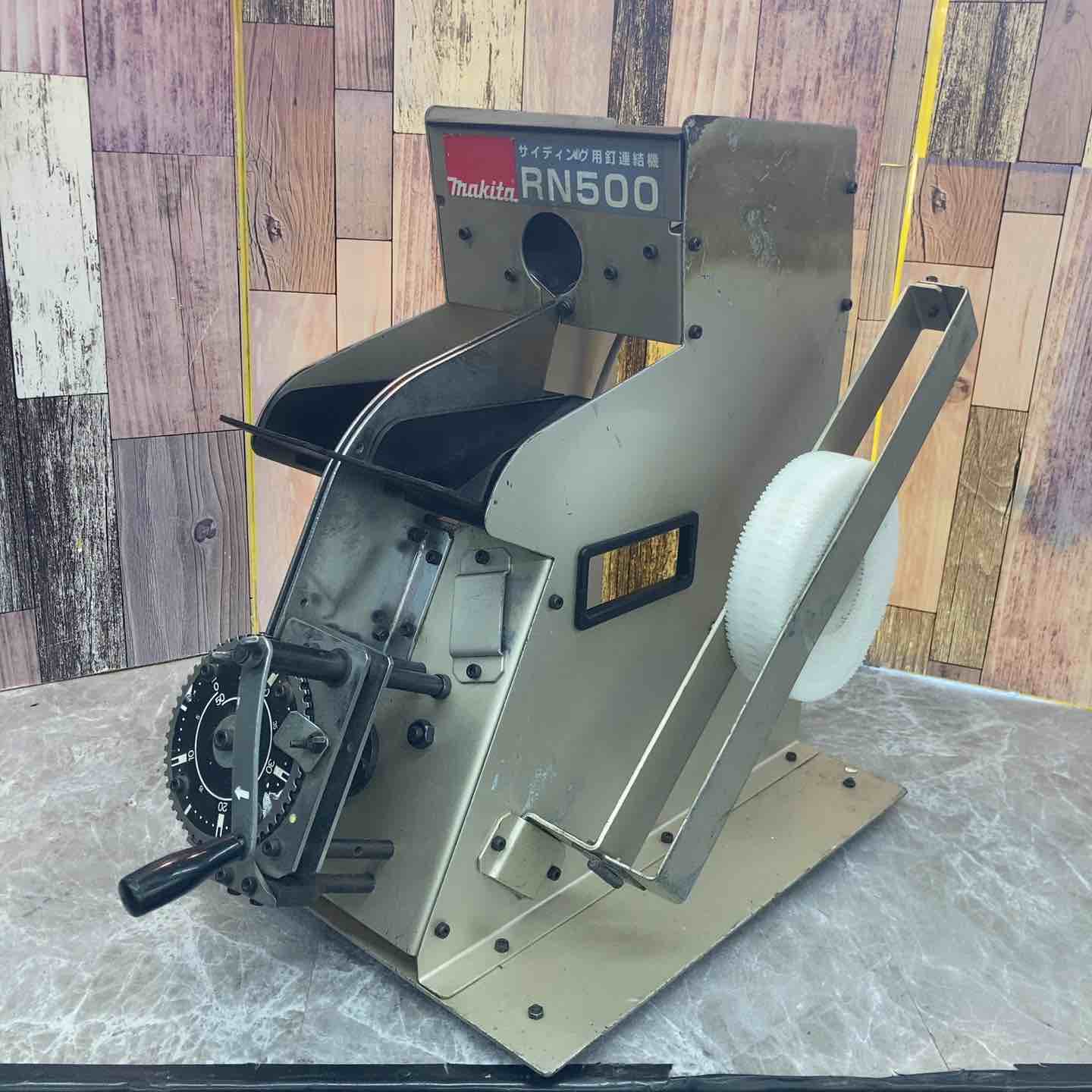 サイディング 釘連結機 マキタ Makita Amazon | マキタ(Makita) サイディング用釘連結機 RN500 | エア