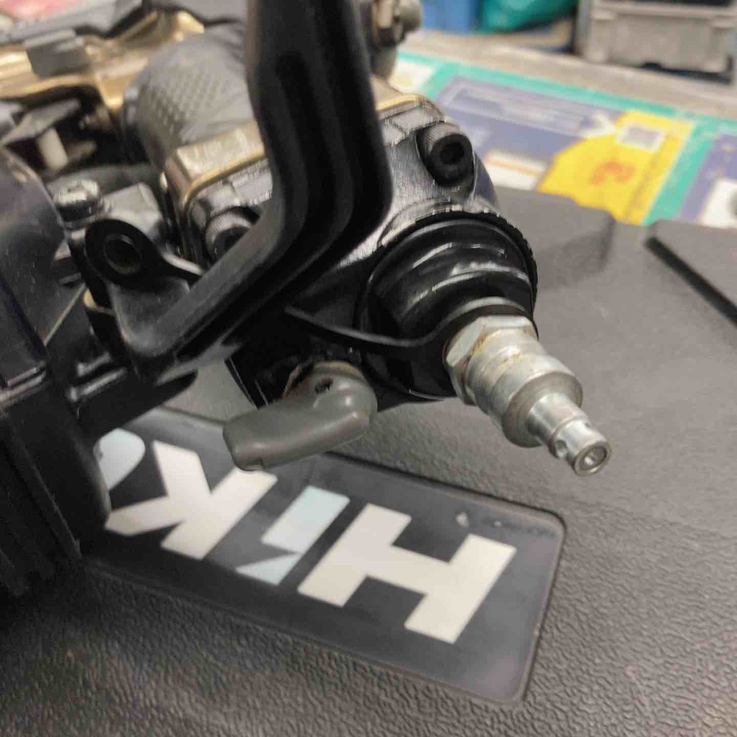 ☆ハイコーキ(HIKOKI ※旧:日立工機) 高圧エア釘打ち機 NV65HR2(S