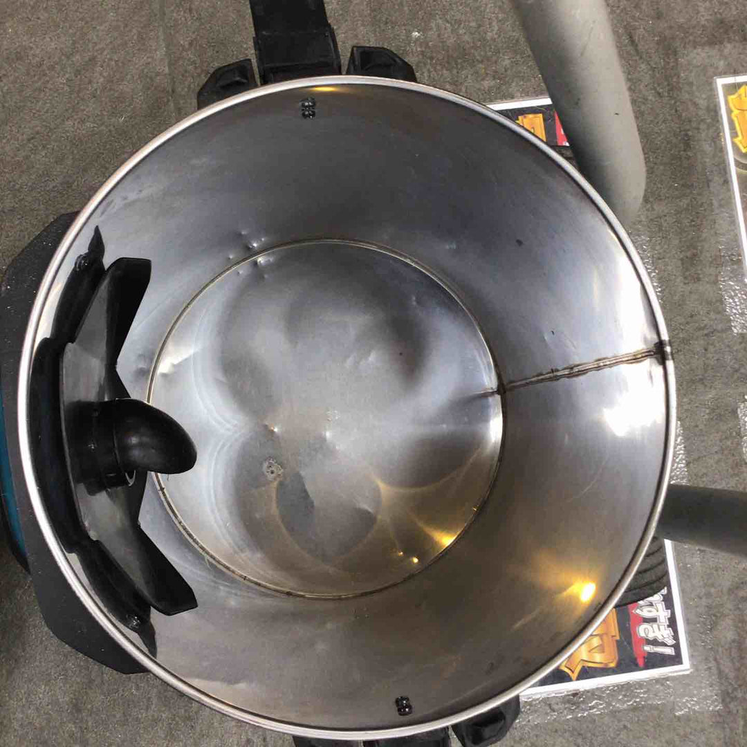 マキタ(makita) 集じん機 乾湿両用 VC2200【川崎店】