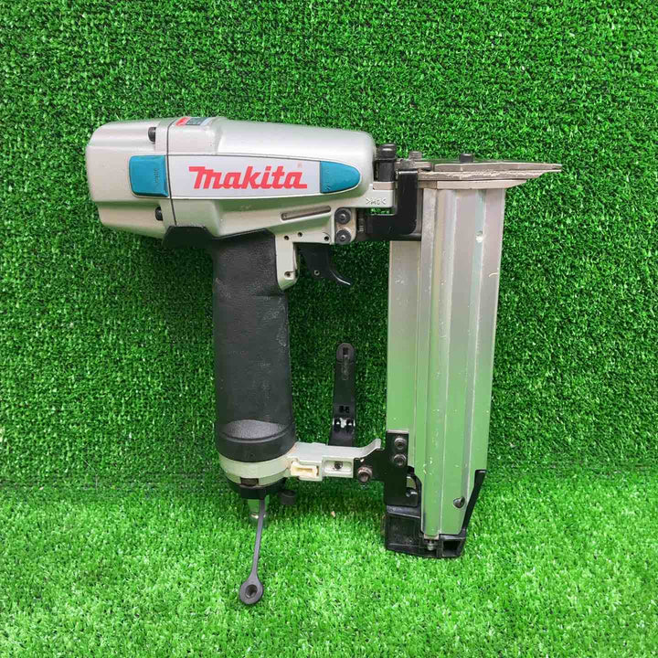 マキタ(makita) 常圧フィニッシュネイラ AF502N【藤沢店】
