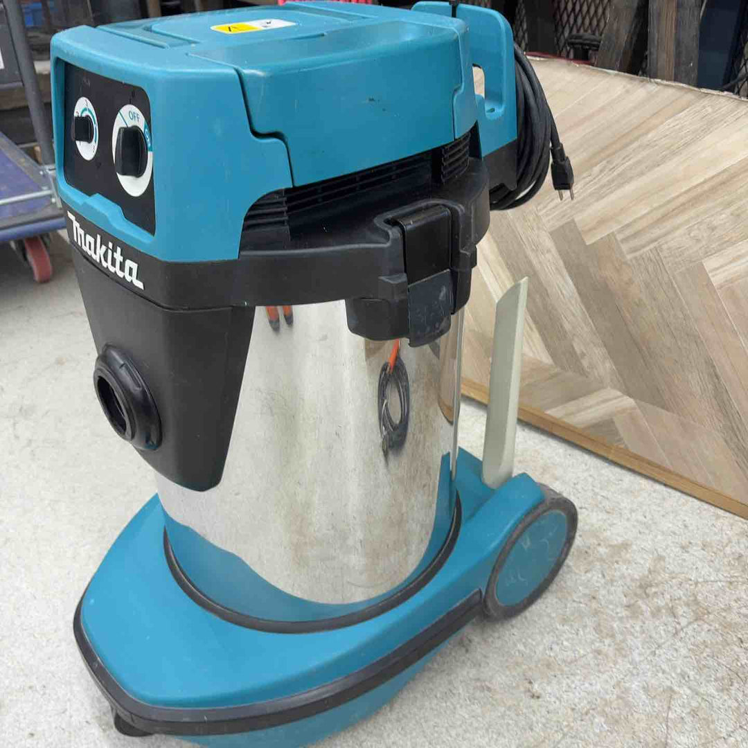 マキタ 集じん機 多分 VC3200 【八潮店】