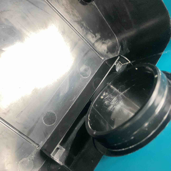 ☆マキタ(makita) コードレス背負い集じん機 VC260DZSP【川崎店】