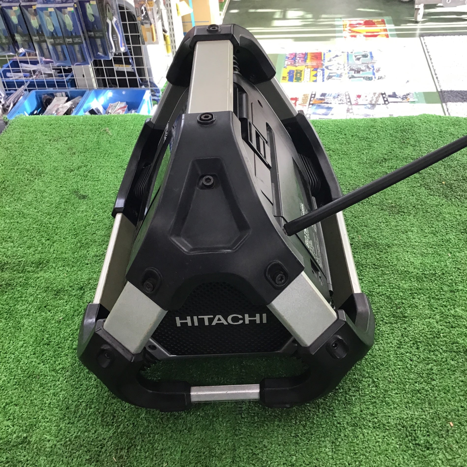 ☆ハイコーキ(HIKOKI ※旧:日立工機) コードレスラジオ UR18DSDL