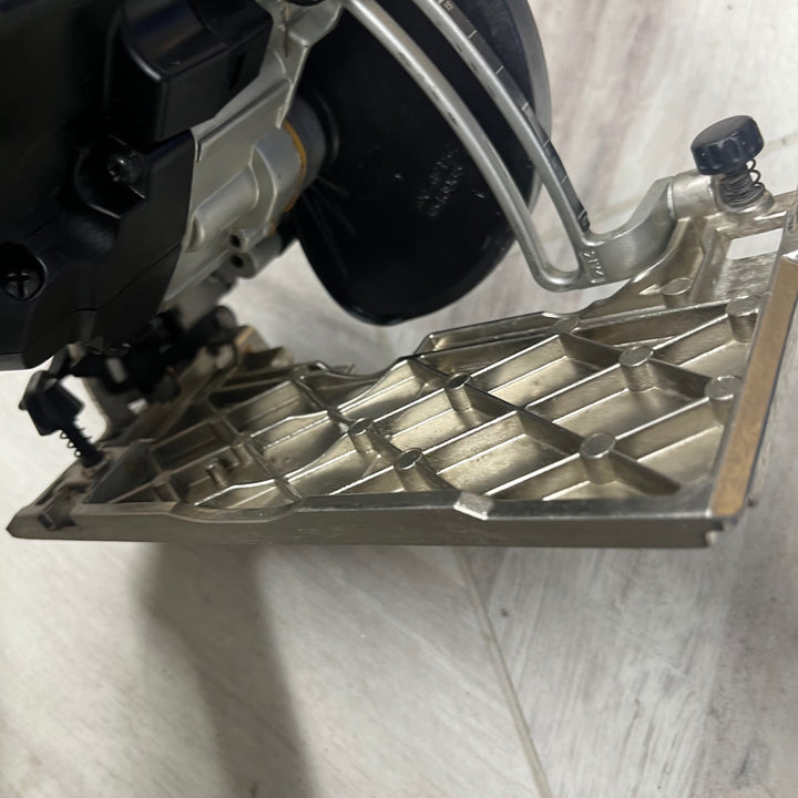 ★マキタ(makita) コードレス丸のこ HS471DZB【越谷店】