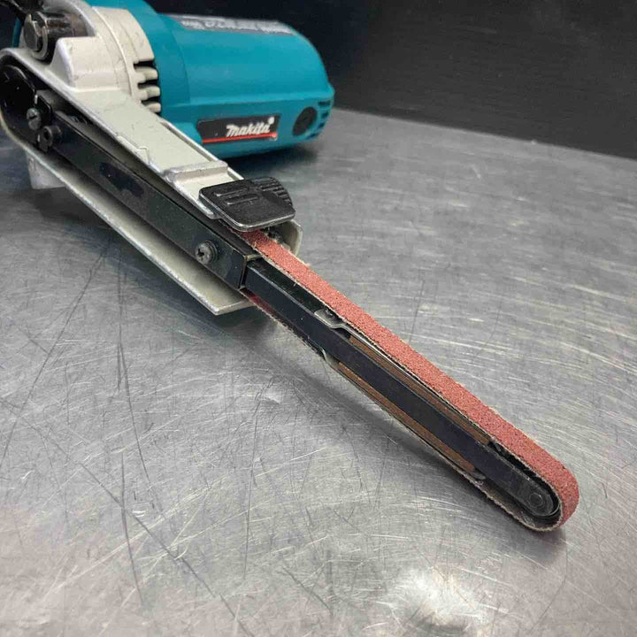 【中古品】 マキタ(makita) ベルトサンダー 9032 【東大和店】