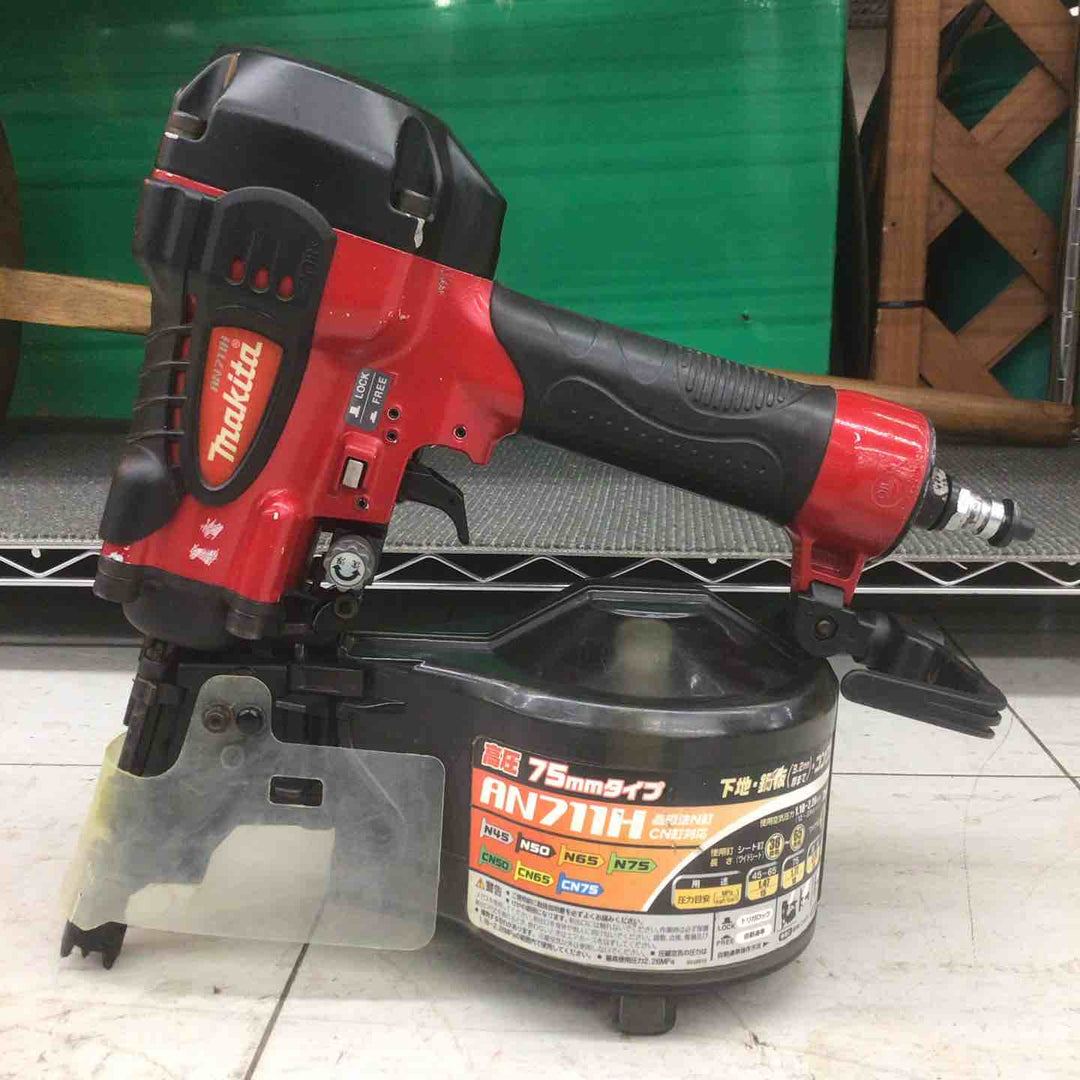 【中古品】 マキタ/makita 高圧エア釘打ち機 AN711H 【鴻巣店】
