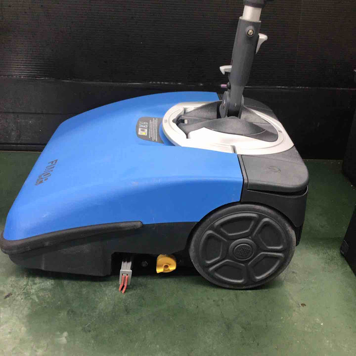 廃版　FIMOP（フィモップ）- 超小型自動床洗浄機　バッテリー1個、ACアダプタ付属【戸田店】