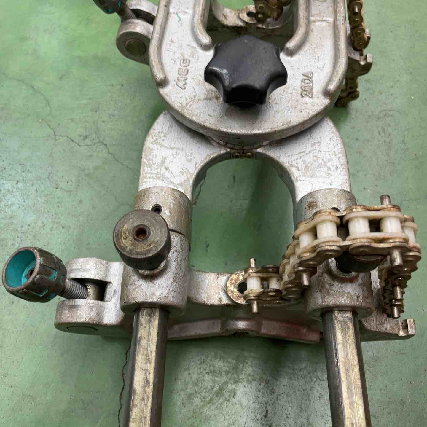 松阪鉄工所 MCC ソケットベンドチーズクランプ 200A ESEI-20N？ 【桶川