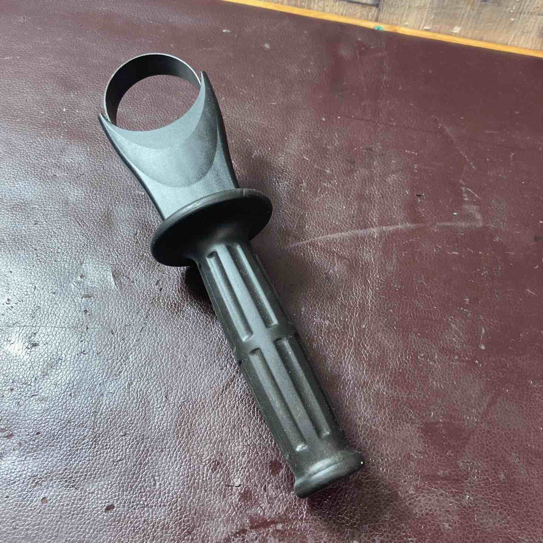 【中古品】マキタ(makita) 電動ハンマ HM0830【東大和店】